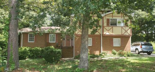 1938 Surrey Trl, Conyers, GA 30013-2214
