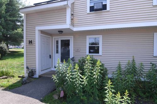 17 Modena Dr, Concord, NH 03303-1553