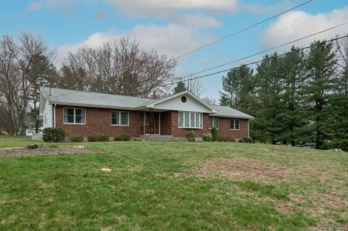 110 Mill Brook Ter, Upper Stepney, CT 06468-3244