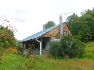 3820 Faybrook Rd, Sharon VT  05065-6565 exterior