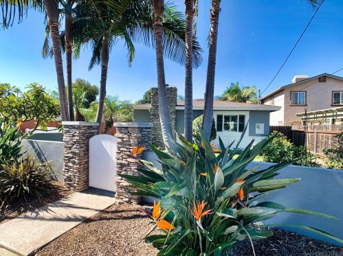2660 Davis Ave, Carlsbad, CA 92008-1401