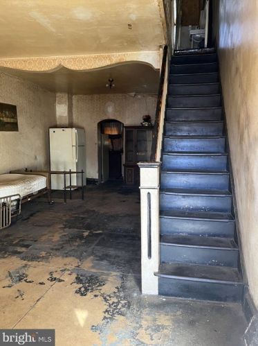 3152 27th St, Philadelphia, PA 19132-1216