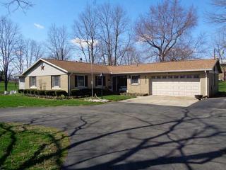6385 Lost Rd, Springfield, OH 45504-3129