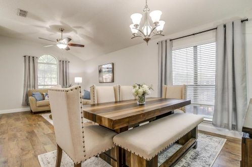 7105 Ashbourne Way, Fort Worth TX  76133-8924 exterior