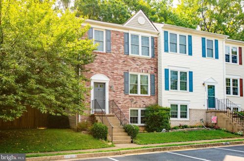 204 Ben Neuis Pl, Fredericksburg, VA 22405-2074