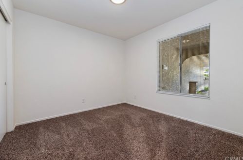 9850 Mcnicholl Dr, Riverside CA  92503-5521 exterior