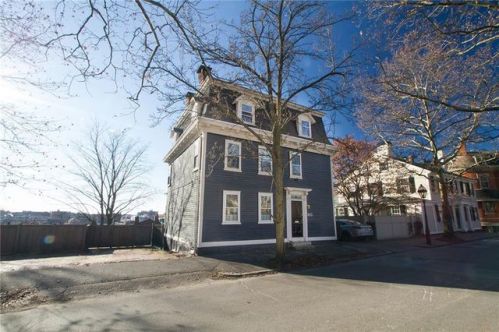 326 Benefit St, Providence, RI 02903-2921
