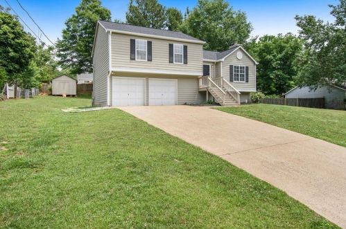 114 Colemans Bluff Dr, Holly Springs, GA 30188-5357
