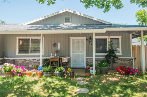 9169 Lujan Dr, Elk Grove, CA 95624-1537