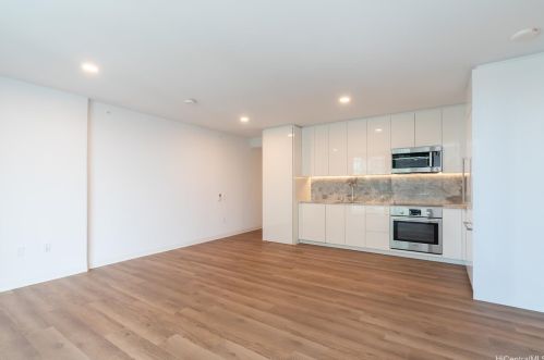 987 Queen St, Honolulu HI  96814-4118 exterior