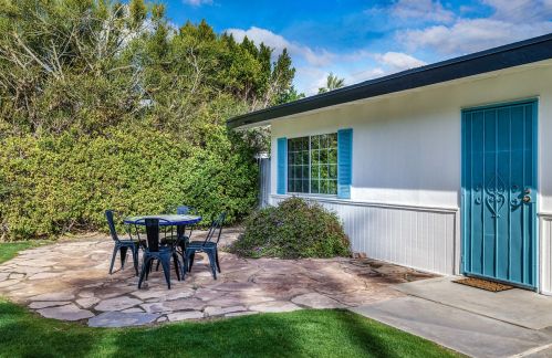 540 Calle Rolph, Palm Springs, CA 92262-6151