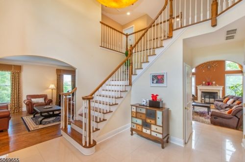 26 Asa St, Montville Township, NJ 07045-9781