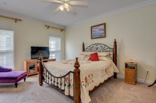 203 Avrett Ln, Evans GA 30809-6674 exterior