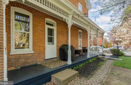 34 Ridge St, Carlisle PA  17013-3925 exterior