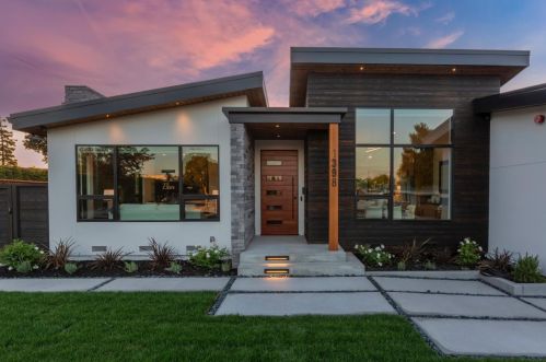 1398 Socorro Ave, Sunnyvale CA  94089-2621 exterior