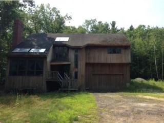 1 Lakeside Dr, Atkinson, NH 03811-2137