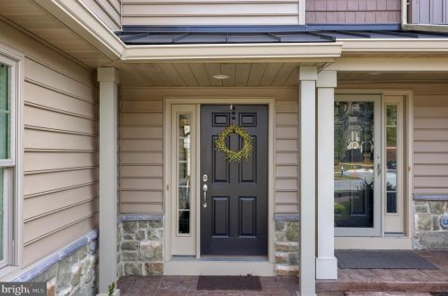160 Fieldcrest Ln, Ephrata PA  17522-2925 exterior