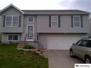 8615 153rd St, Bennington, NE 68007-1855