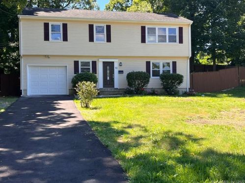 10 Belmont Pl, Norwalk, CT 06853-1001