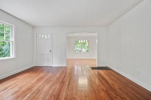 1678 Bridgeport Dr, Atlanta GA  30318-3332 exterior