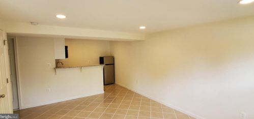 4403 Hartford Ct, Woodbridge, VA 22193-5105