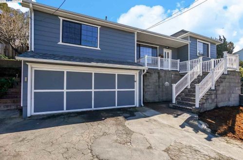 3303 D St, Hayward, CA 94541-4586
