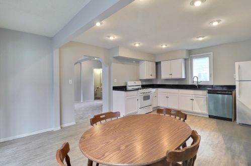 798 Cook Ave, Saint Paul MN  55106-3109 exterior