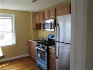 3619 Ravenwood Ave, Baltimore MD  21213-2008 exterior