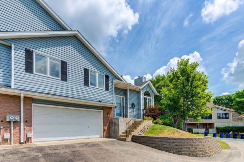 14795 Endicott Way, Saint Paul MN  55124-6492 exterior