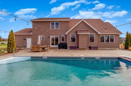 13420 Taney St, Crown Point, IN 46307-5366