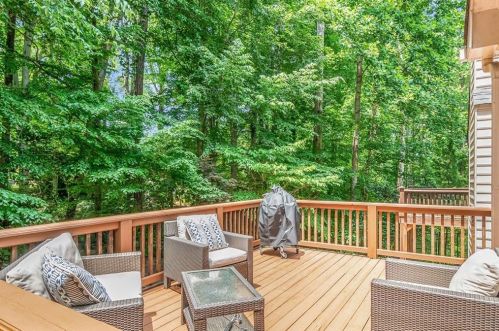 854 Carlton Rdg, Atlanta GA  30342-4340 exterior