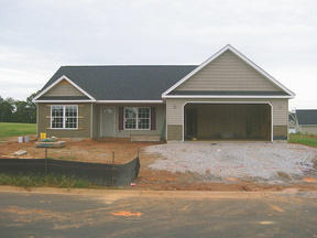 249 Sleepy River Rd, Simpsonville, SC 29681-8158