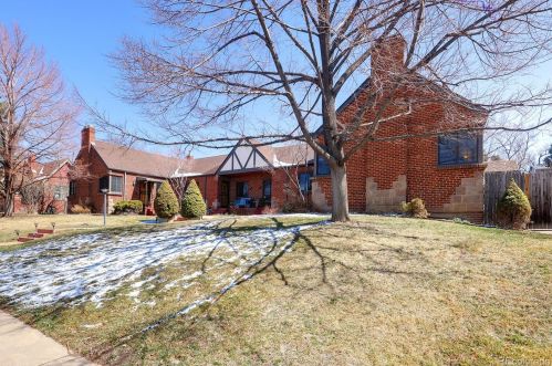 1424 Locust St, Denver CO 80222-7117 exterior