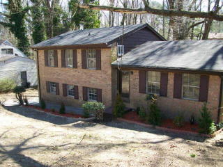 2890 Jerome Rd, Atlanta, GA 30349-3149