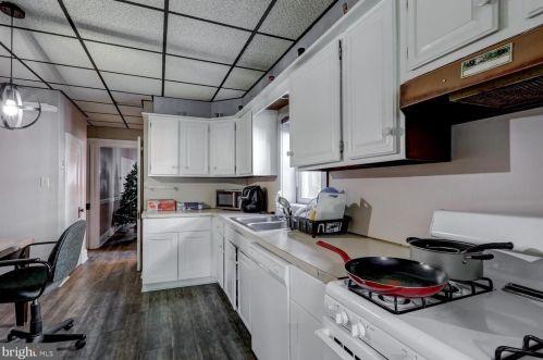 404 Ross St, Lancaster PA  17602-1944 exterior