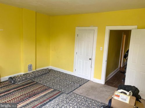 563 Line St, Camden NJ 08103-1610 exterior