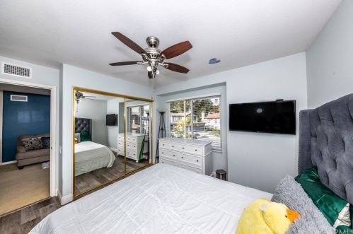 1098 Rexford Ln, Anaheim CA  92808-2333 exterior