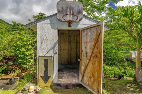 2687 Gardenia St, Honolulu HI  96816-3503 exterior