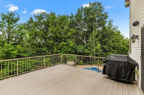 2232 Estates Dr, Saint Paul MN  55122-4038 exterior