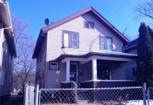 615 Rockton Ave, Rockford, IL 61103-6651
