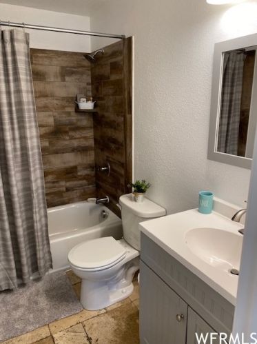 2521 3950, Vernal UT  84078-9215 exterior