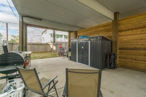 721 Bayshore, Morgans Point TX 77571 exterior