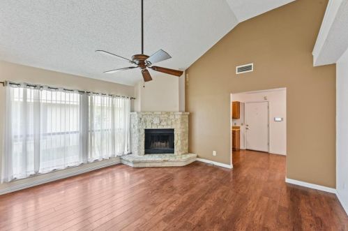 7304 Blackthorn Dr, Fort Worth, TX 76137-2303