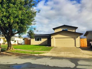 1456 Mohawk Ave, Salinas, CA 93906-2708