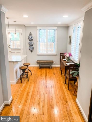 4621 30th Rd, Arlington VA  22206-1611 exterior