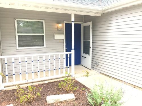 1816 Remington Rd, Rockford, IL 61108-6316