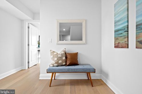 541 22nd St, Philadelphia PA  19130-3130 exterior