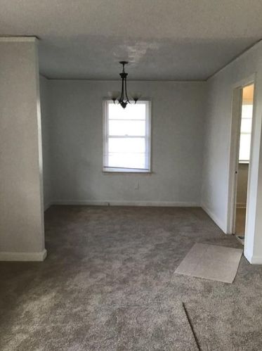 4273 Oak Cir, Forest Park, GA 30297-3618