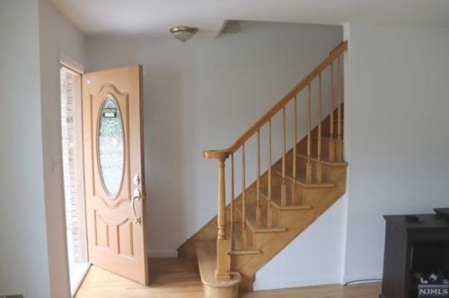 166 Park Pl, Wood-Ridge NJ  07075-1805 exterior