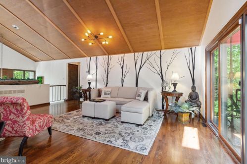 7015 Pindell School Rd, Fulton MD  20759-9715 exterior